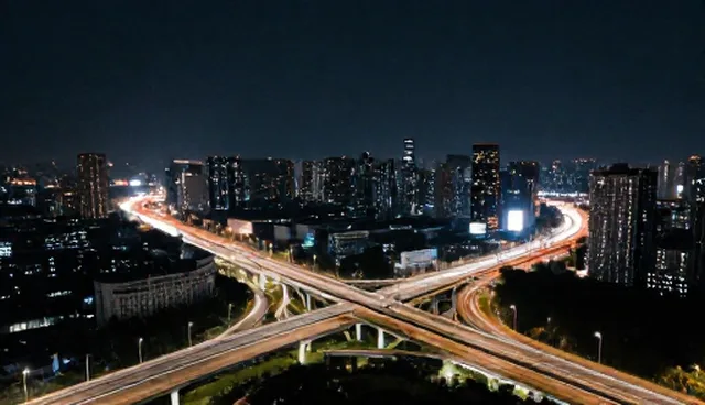 网站建设中技术保障的实际取舍与维护建议